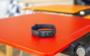 Xiaomi Mi Smart Band 4 ได้อัพเดตใหม่ ปรับแต่งเวลาแสดงผล เพิ่ม watchface ใส่ว่ายน้ำดีขึ้น